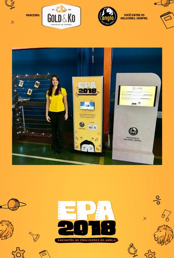 Anglo - EPA 2018 - InstaPhoto A - Foto impressa por uma # do Instagram