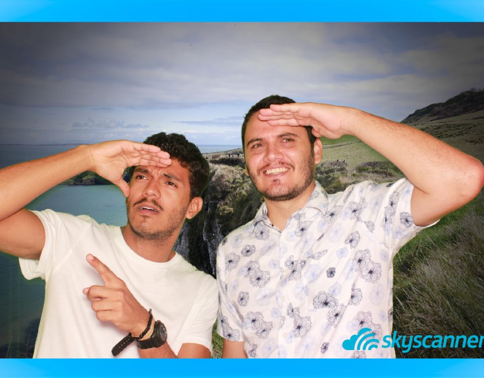 Skyscanner - Cabine de Foto com Fundo Chroma Key Impressa na hora