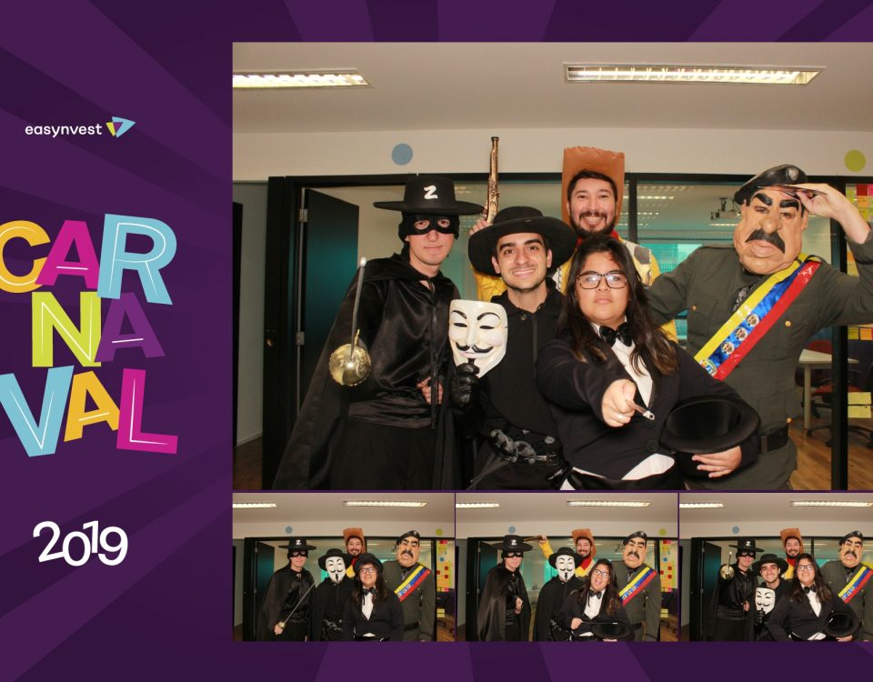 Easynvest no Carnaval - Totem de Fotos Lembrança