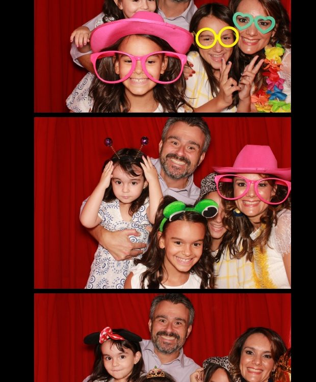 Mariana Cabine fotográfica - Photo A com fotos ilimitadas tirinha 5 x 15